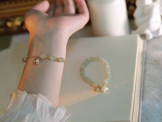 Hetian Jade Gold Bell Charm Pendant Bracelet - Slim Chain Edition